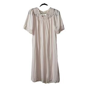 Vintage Shadowline Long Nightgown Size M Pink Lace Floral 100% Nylon Medium